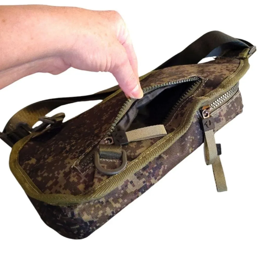 True Religion‎ Yeta Green Camo Skater Crossbody Sling Bag NWOT